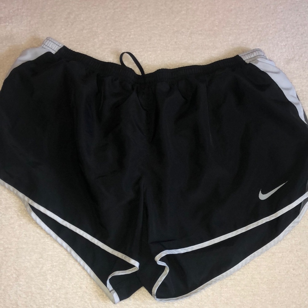 plus size nike running shorts